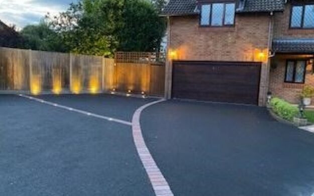 card.creation.driveway.contemporary.2130